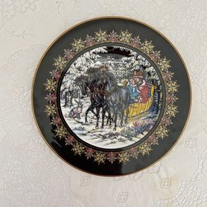 Villeroy & Boch Magical Fairy Tales From Old Russia Plate